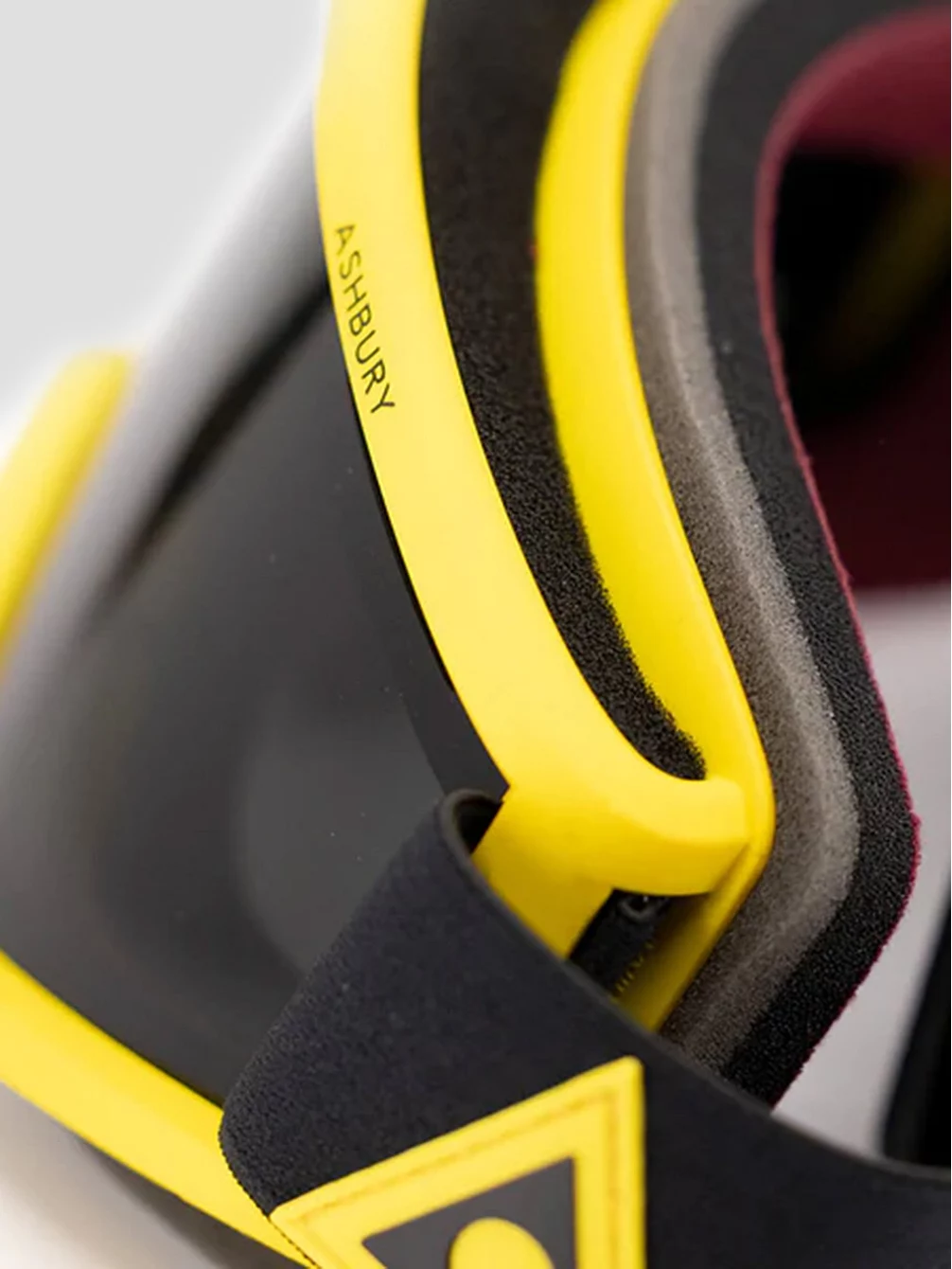 Ashbury Blackbird Gold Triangle (+Bonus Lens) Goggle 6 Ashbury Blackbird Gold Triangle (+Bonus Lens) Goggle – Image 4