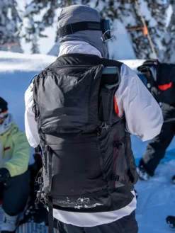 Volcom Iguchi Slack Vest 15 Volcom Iguchi Slack Vest -Sports - Matériel De Ski IguchiSlackVest 2